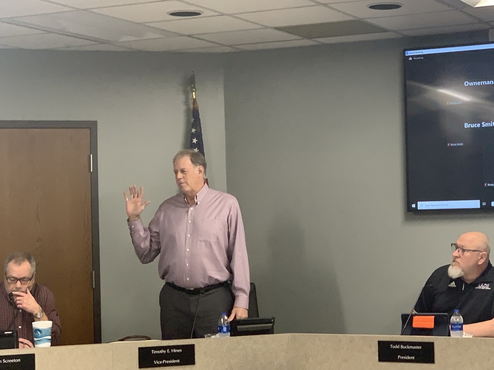 Tim Hines sworn in for another term